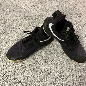NIKE 11.5 LeBron Witness III Unisex Shoes